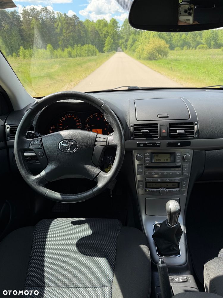 Toyota Avensis 1.8 VVT-i Edition - 15
