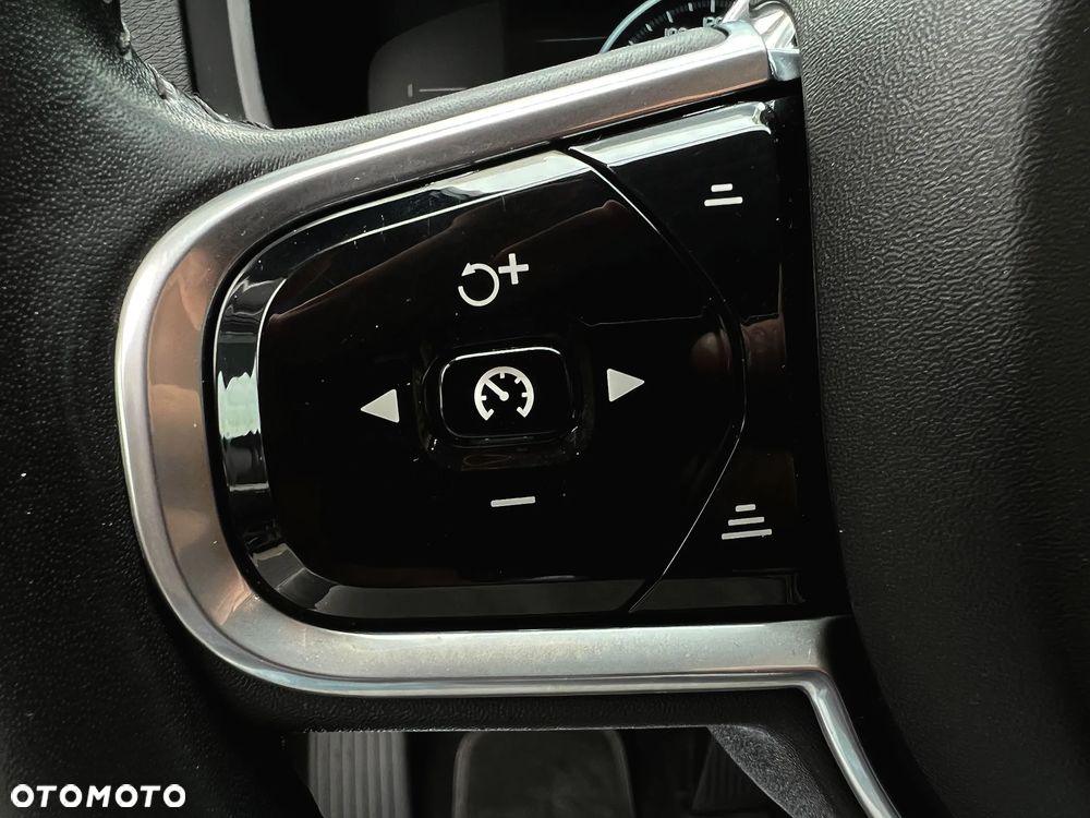 Volvo V90 D4 Geartronic - 26
