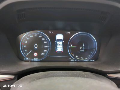 Volvo XC 60 - 4