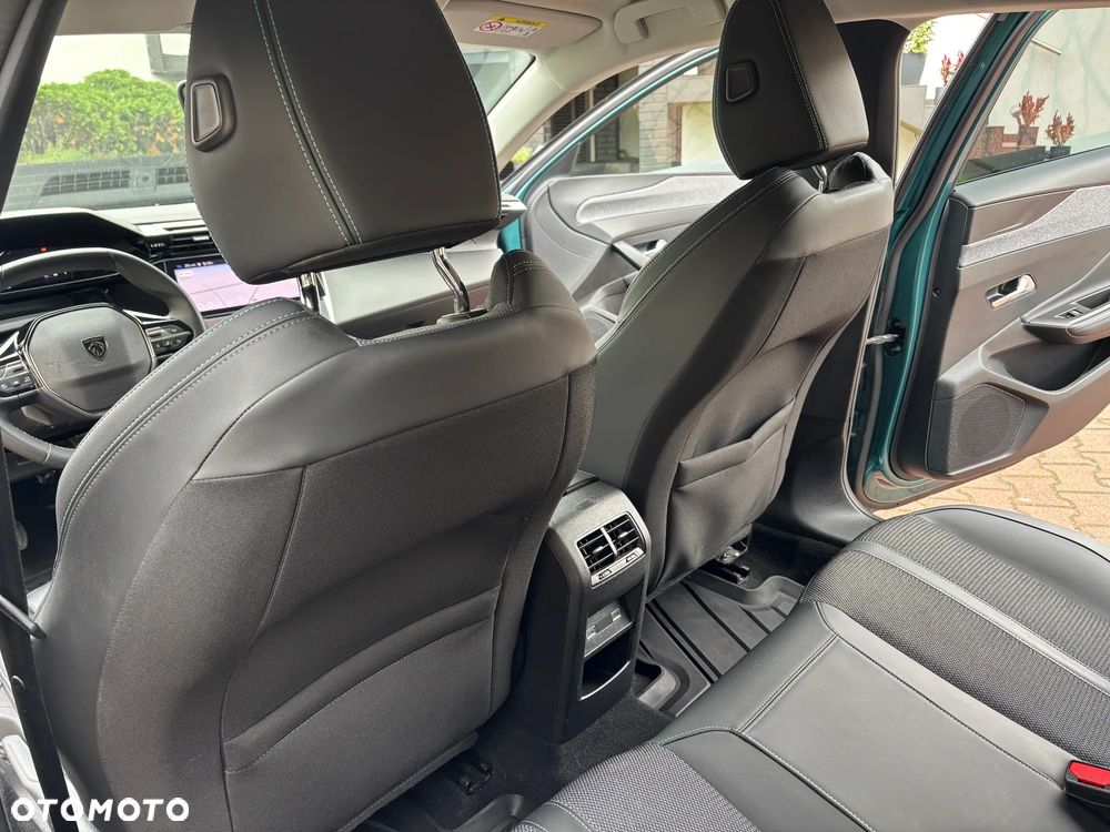 Peugeot 308 1.2 PureTech Allure Pack S&S - 20
