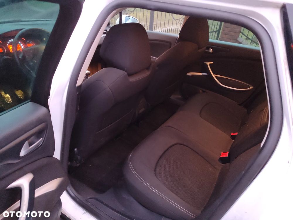 Citroën C5 2.2 HDi Exclusive - 10