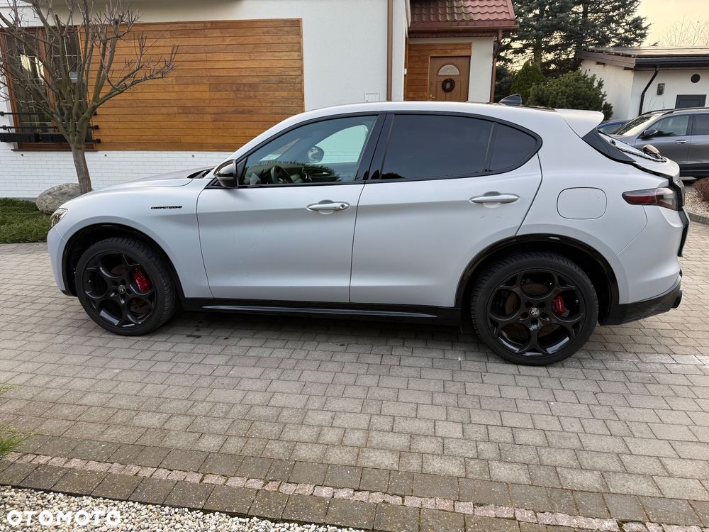 Alfa Romeo Stelvio 2.0 Turbo Competizione Q4 - 6