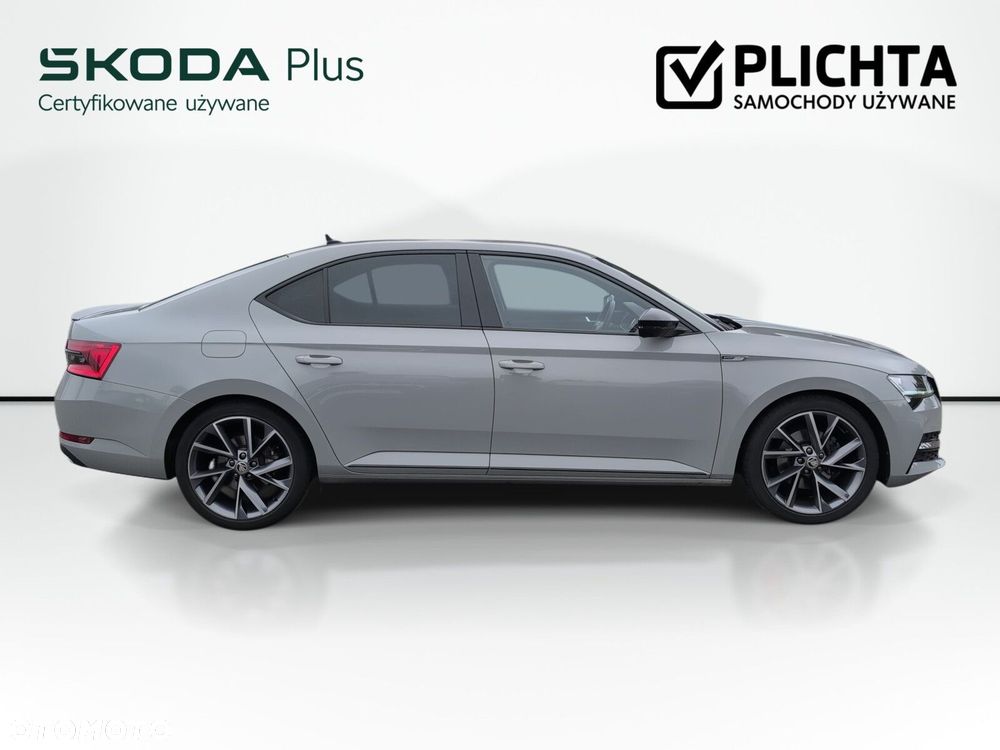 Skoda Superb 2022 photo 4