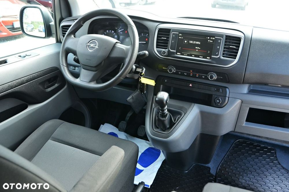 Opel Vivaro Kombi Long 2,8t Enjoy - 34