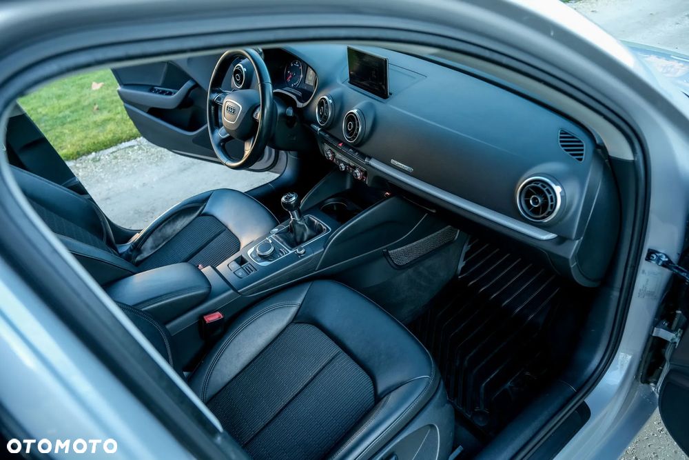 Audi A3 Limousine 2.0 TDI quattro Ambiente - 25