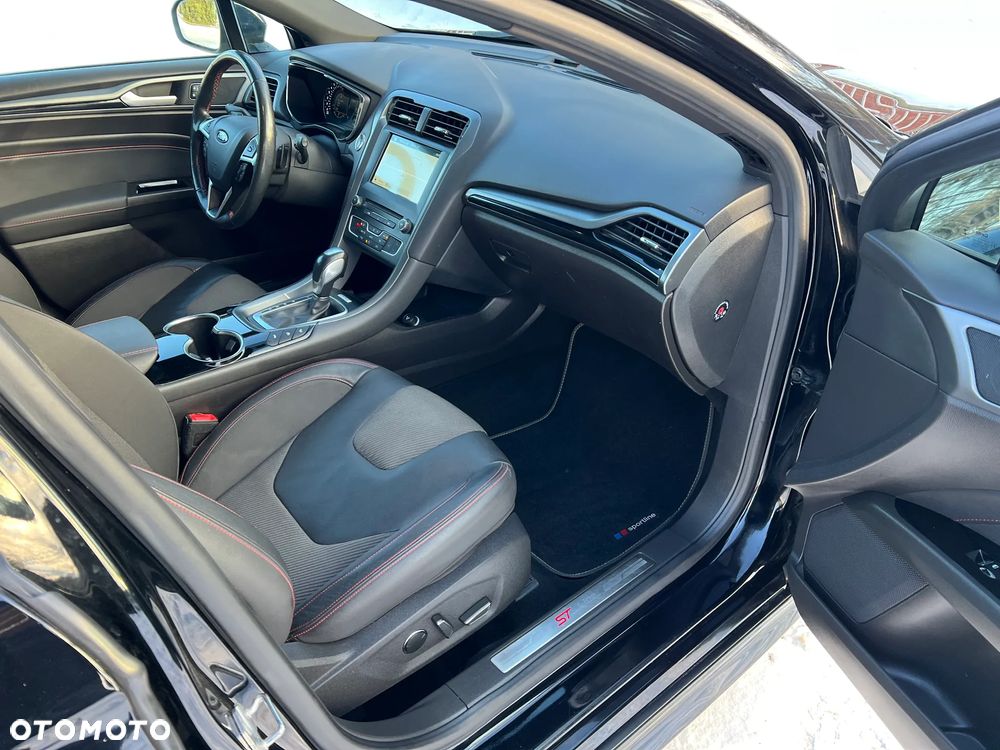 Ford Mondeo 2.0 EcoBoost STart-Stopp Autom ST-Line - 15