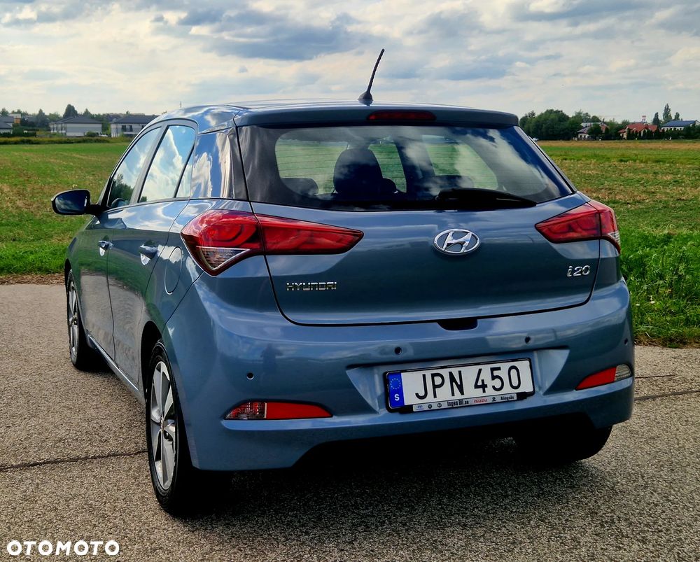 Hyundai i20 - 13