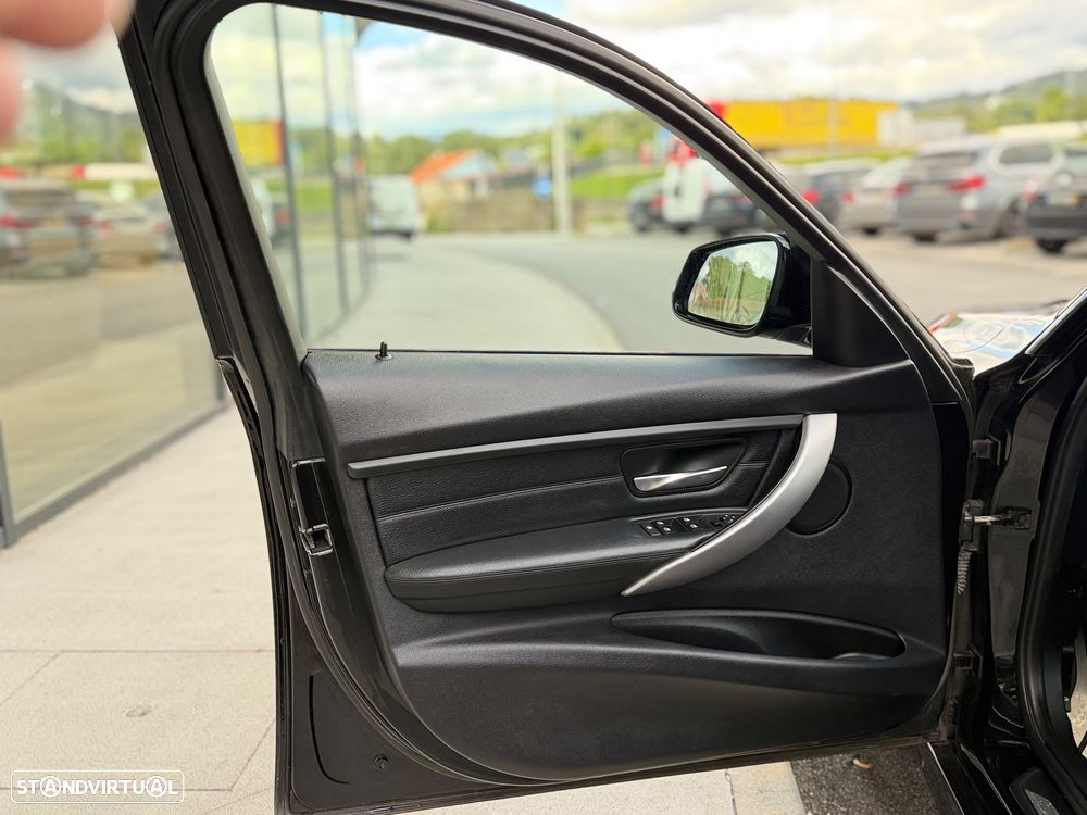 BMW 320 d Aut. M Sport - 19