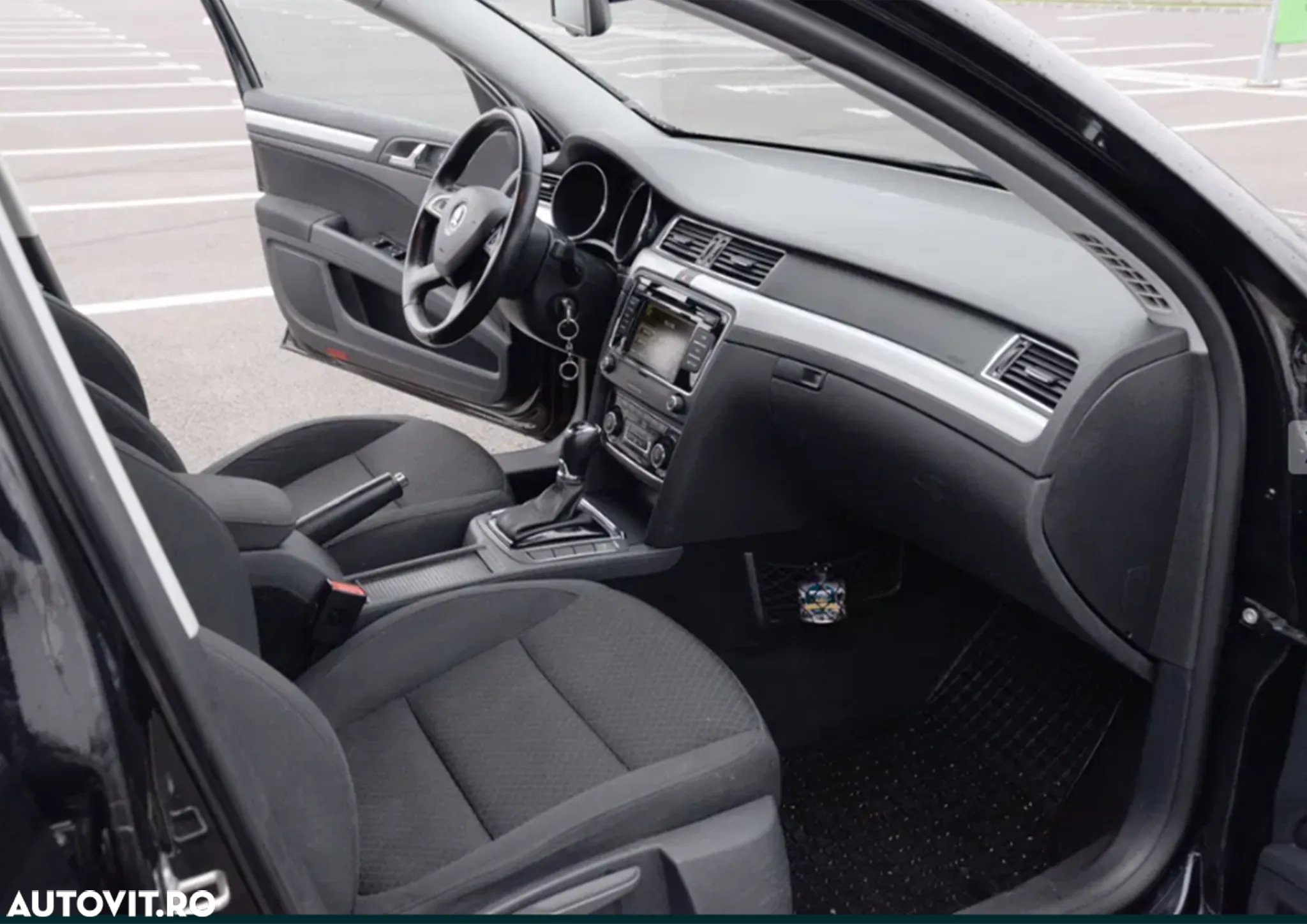 Skoda Superb Combi 2.0 TDI Ambition - 7