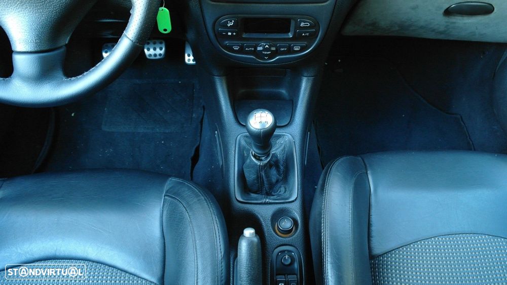 Peugeot 206 1.6 GTi - 24