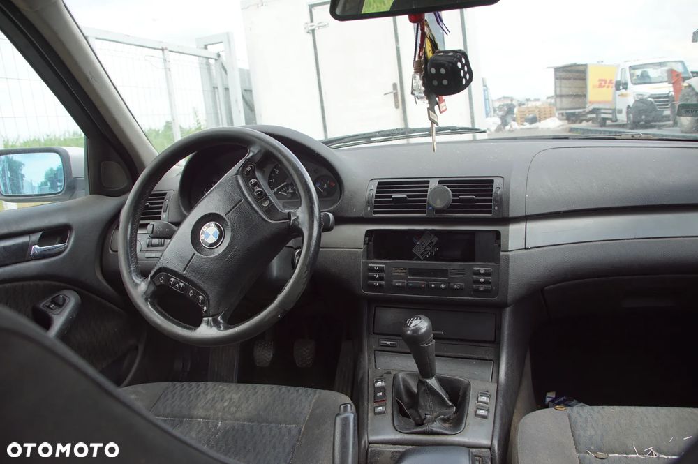Auto na części - BMW E46 318i 1.9 8V 118 KM M43B19O1 7505600 354 2000R Silnik Skrzynia Drzwi Lusterko Lampa Maska Klapa Szyba Deska Kokpit Sterownik Moduł Fotel - 12