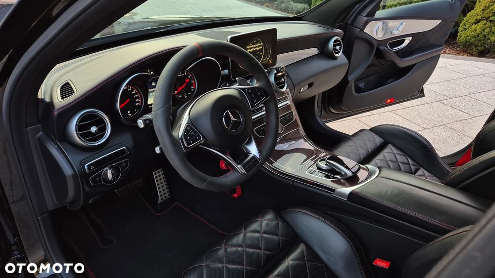 Mercedes-Benz Klasa C AMG 63 S - 11
