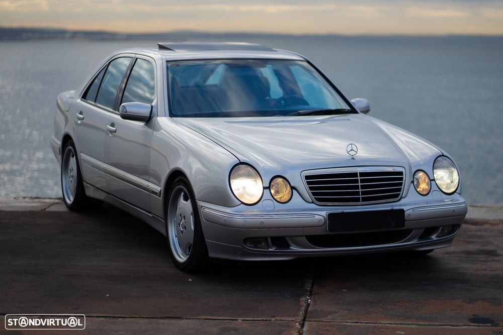 Mercedes-Benz E 320 - 59
