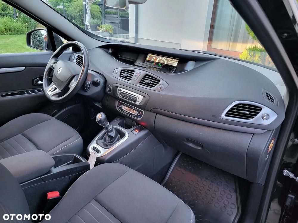 Renault Scenic 1.5 dCi Limited - 10