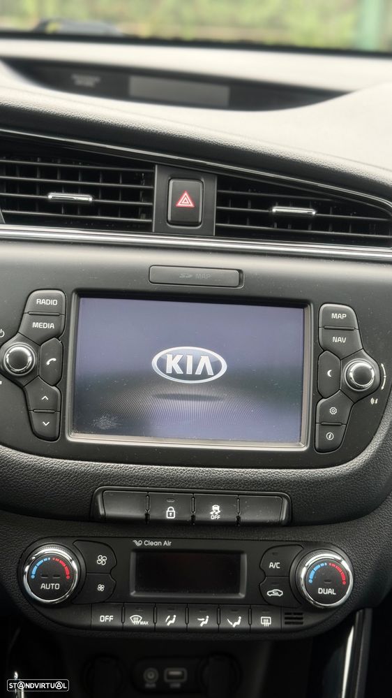 Kia Ceed SW 1.6 CRDi GT Line - 13