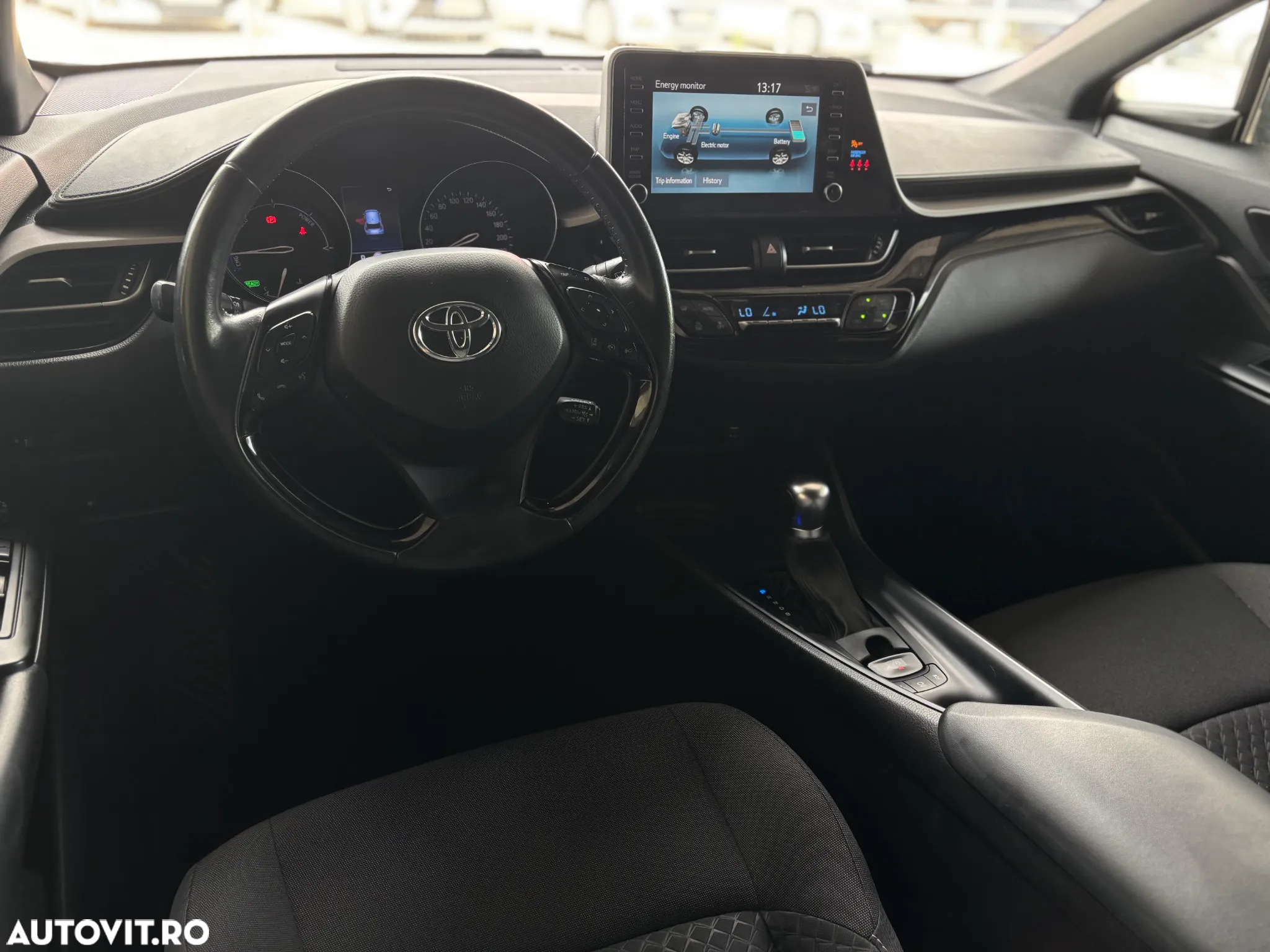 Toyota C-HR - 14