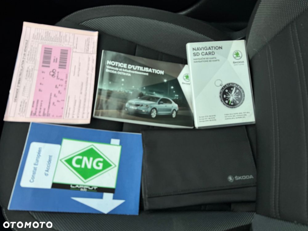 Skoda Octavia 1.5 TSI G-TEC DSG Ambition - 37