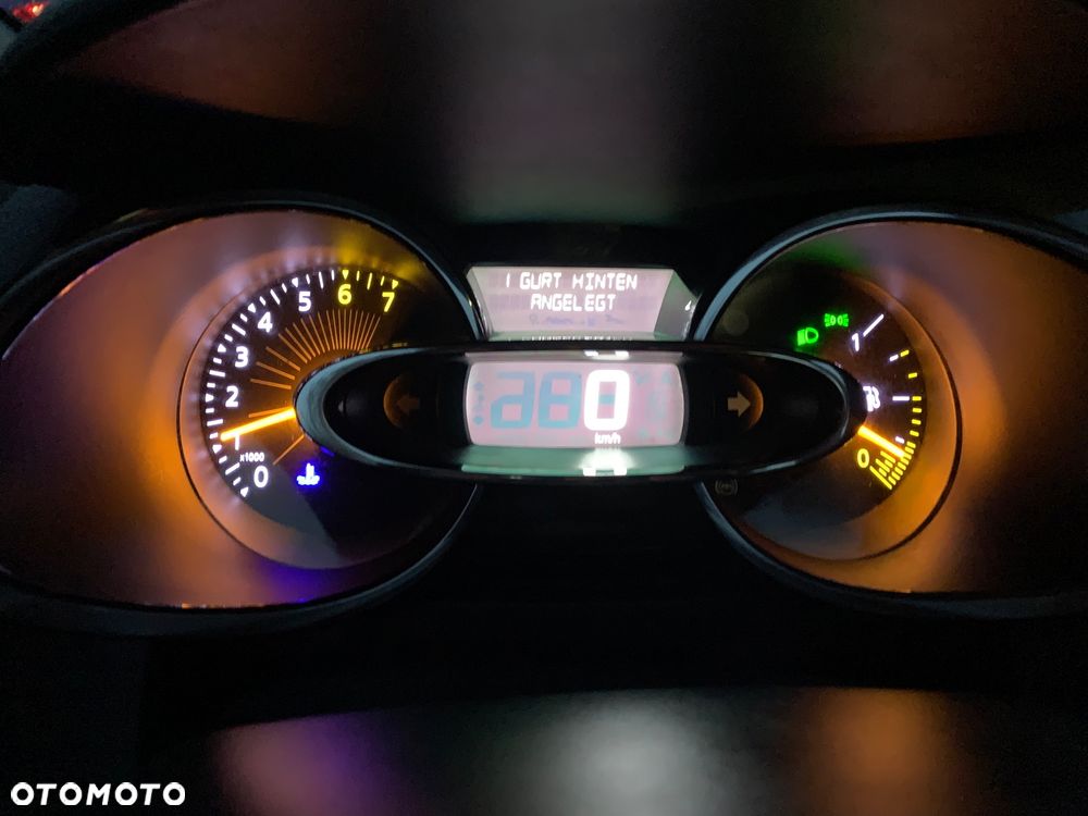 Renault Clio 1.2 16V 75 Limited - 27