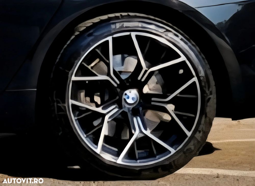 BMW Seria 5 530d xDrive Aut. Sport Line - 24