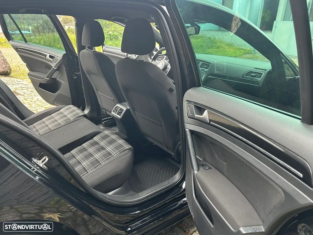 VW Golf 2.0 TDi GTD - 14