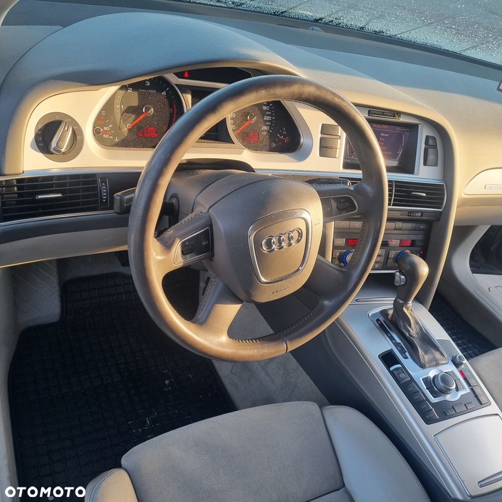 Audi A6 Avant - 4