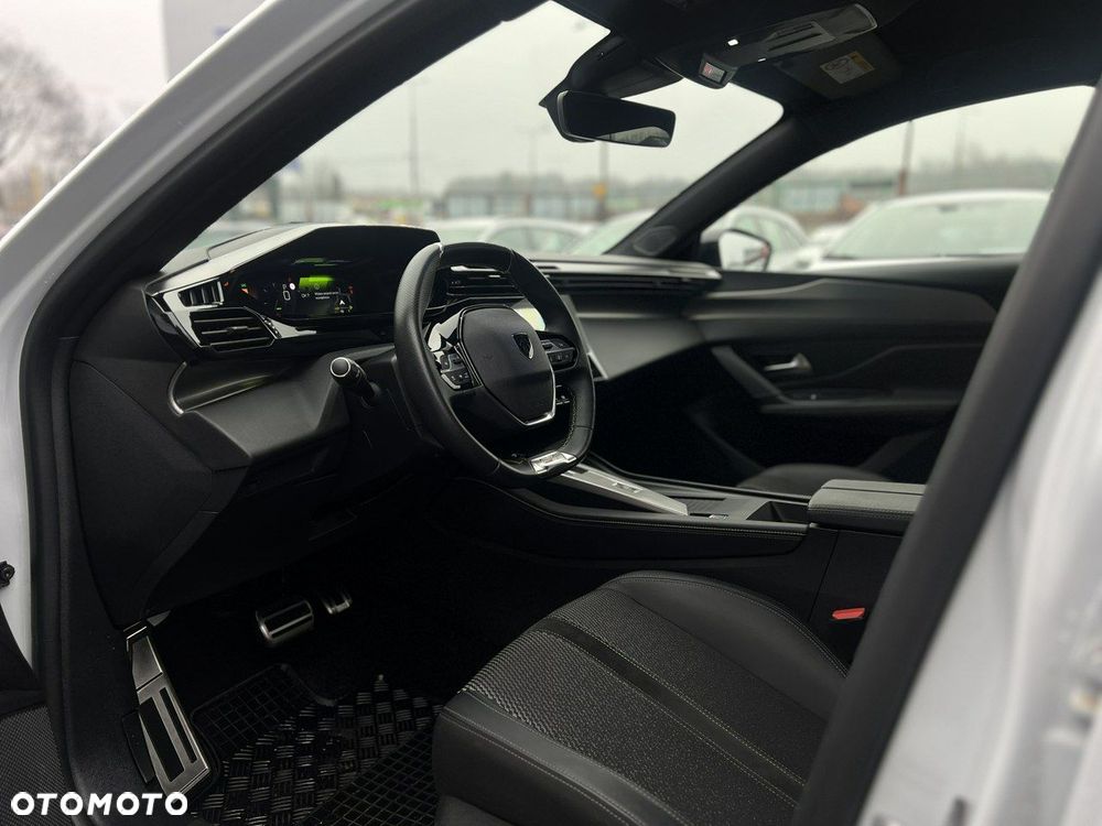 Peugeot 308 1.2 PureTech GT S&S EAT8 - 24