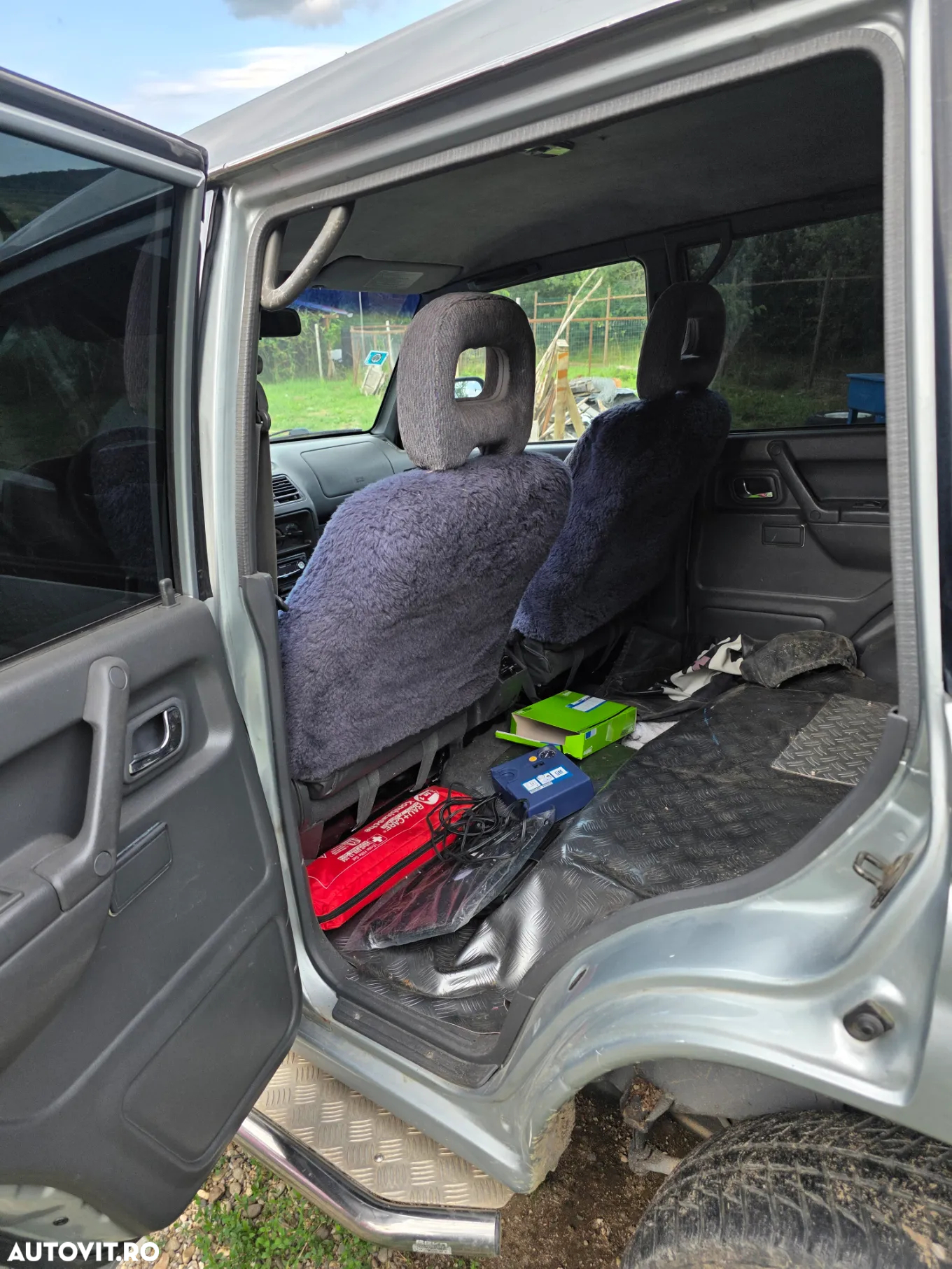 Mitsubishi Pajero - 8