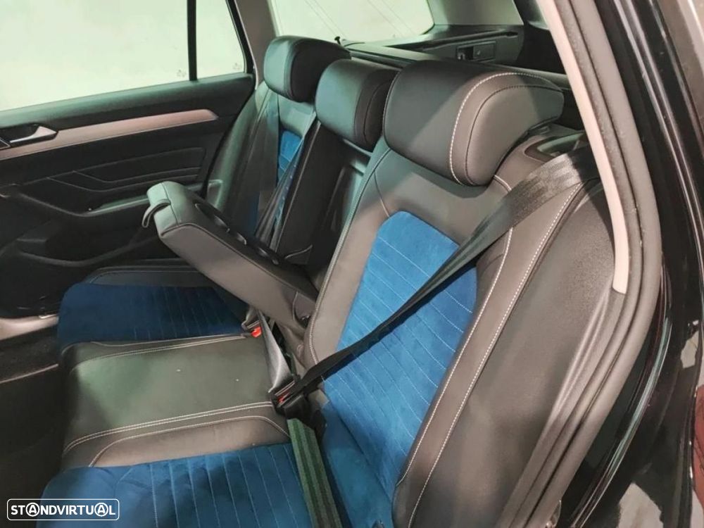 VW Passat Variant - 3