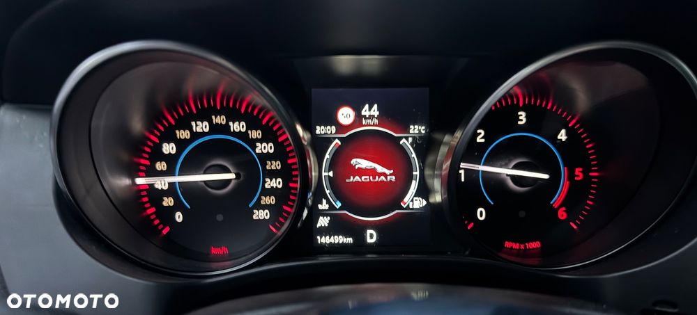 Jaguar F-Pace 2.0 i4D AWD Prestige - 20