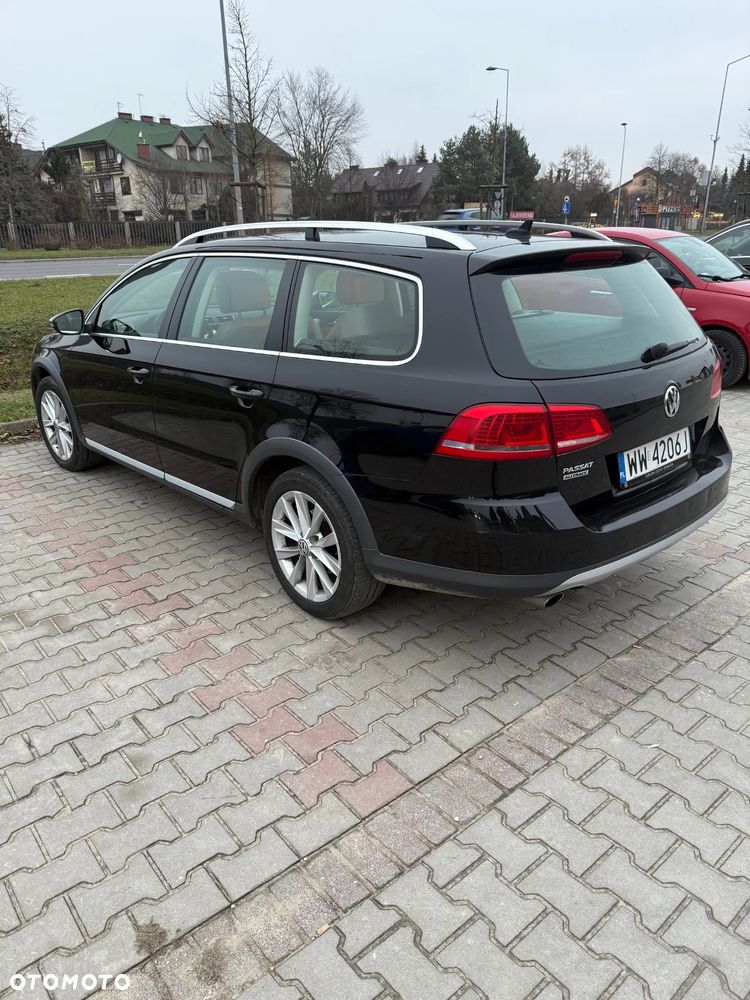 Volkswagen Passat Alltrack 2.0 TDI 4Motion DSG BlueMotion Tec - 8