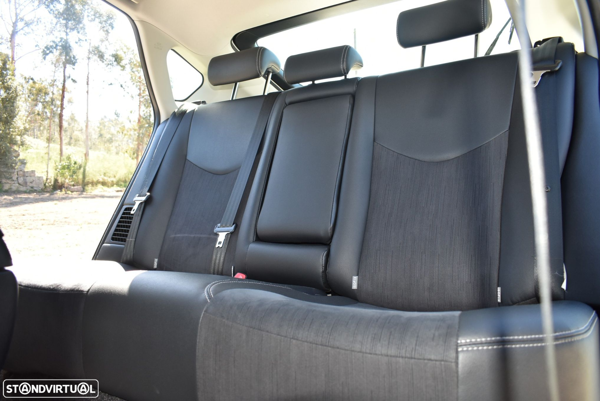Toyota Prius 1.8 Plug-In - 16