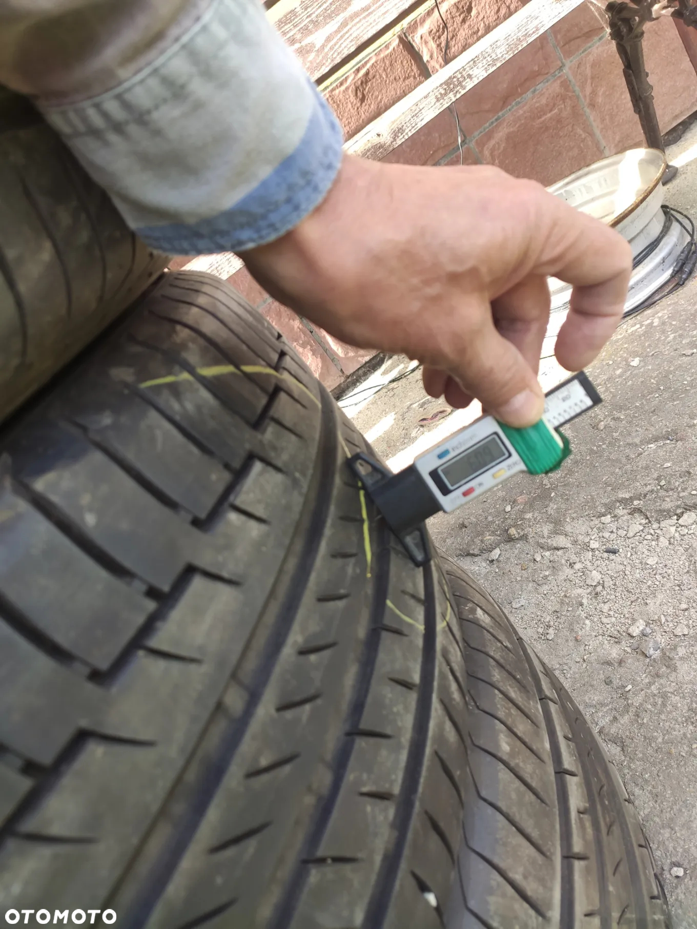 4 Opony letnie 235/50R19 Continental ContiPremiumcontact 6 - 4