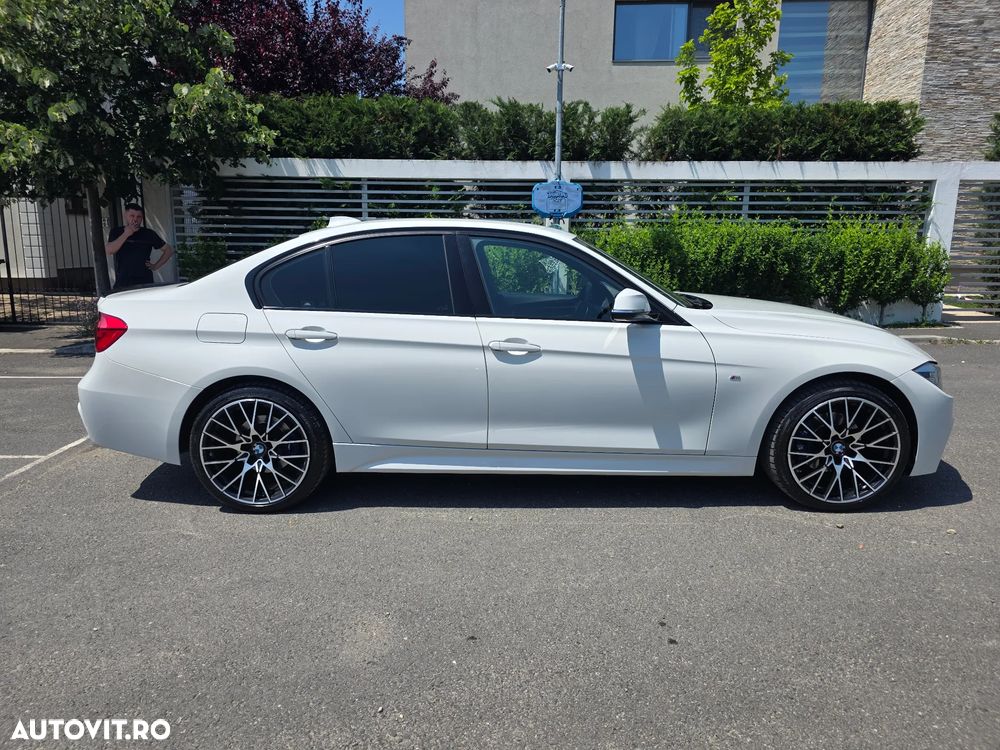 BMW Seria 3 320d xDrive AT M Sport - 6