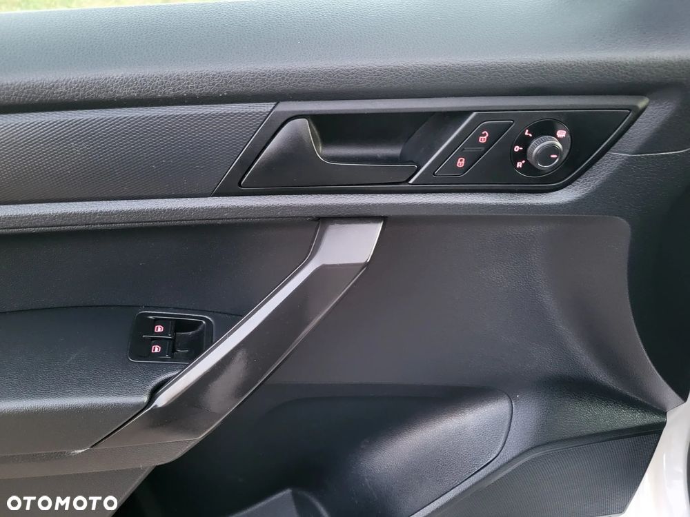 Volkswagen Caddy - 14