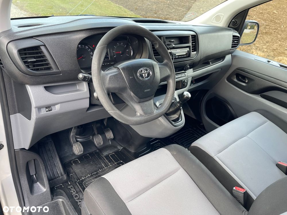 Toyota Proace - 21