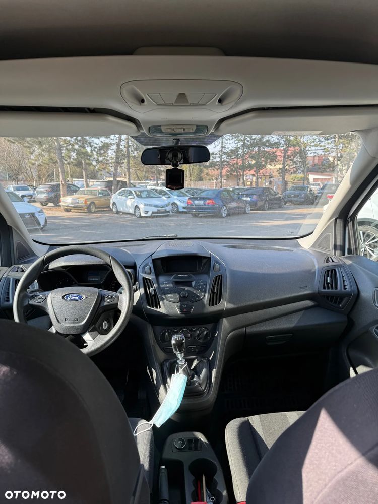 Ford Transit Connect - 9
