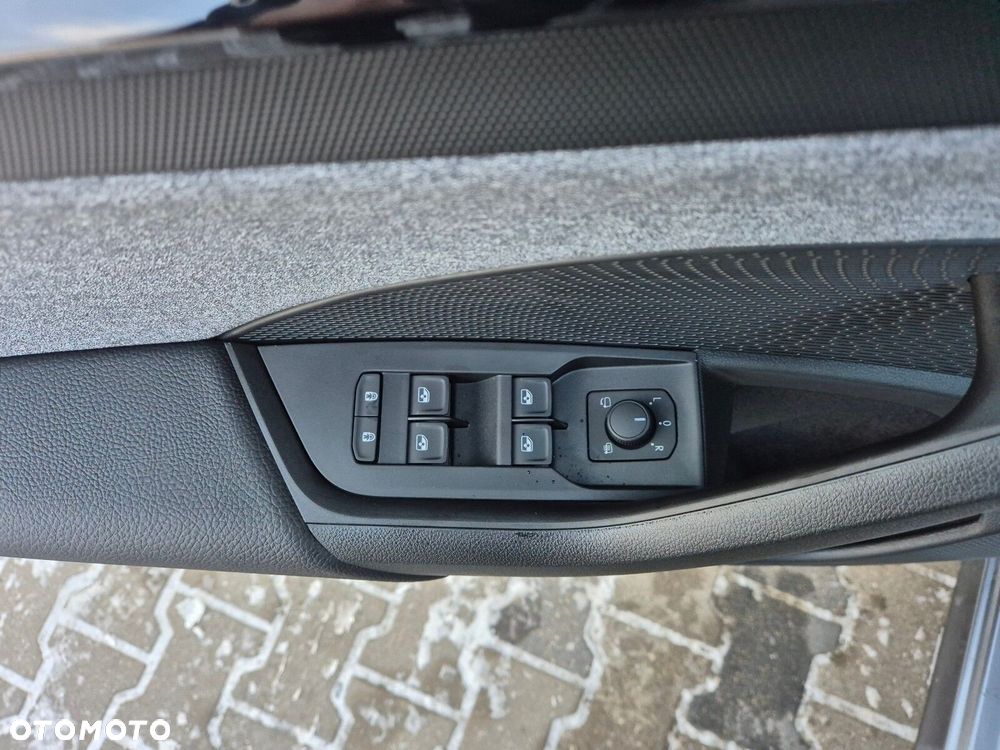 Skoda Octavia 2.0 TDI Selection DSG - 14