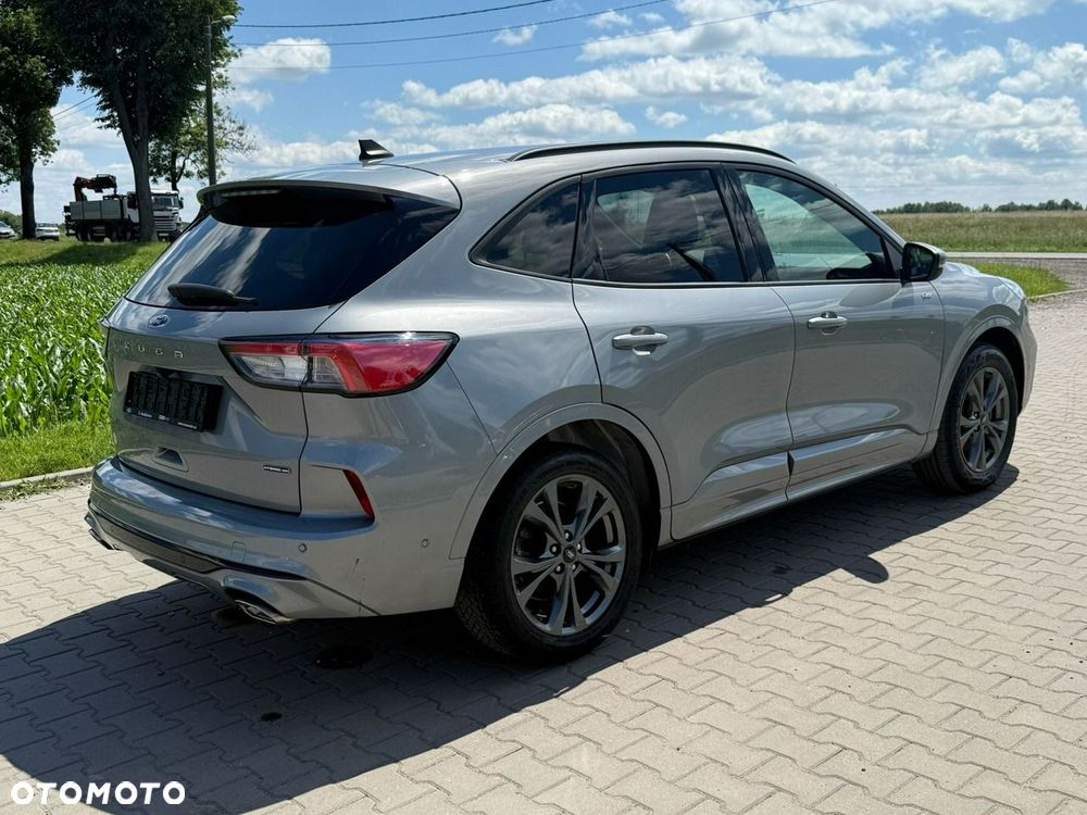 Ford Kuga 2.5 FHEV AWD ST-Line X eCVT - 3