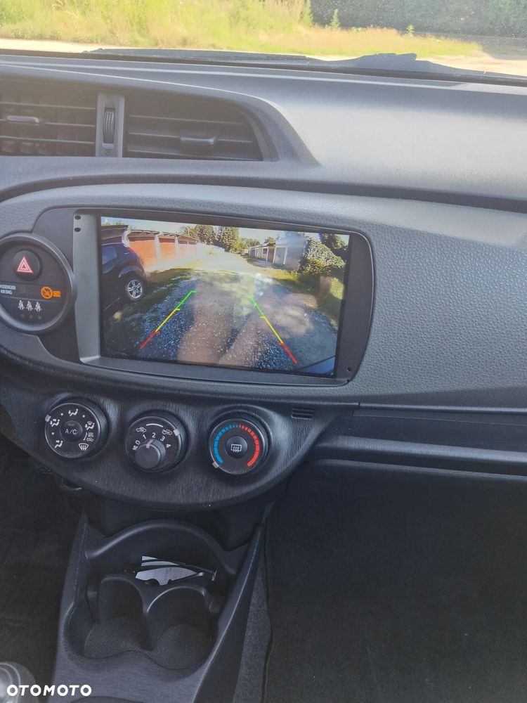 Toyota Yaris 1.33 Prestige - 13