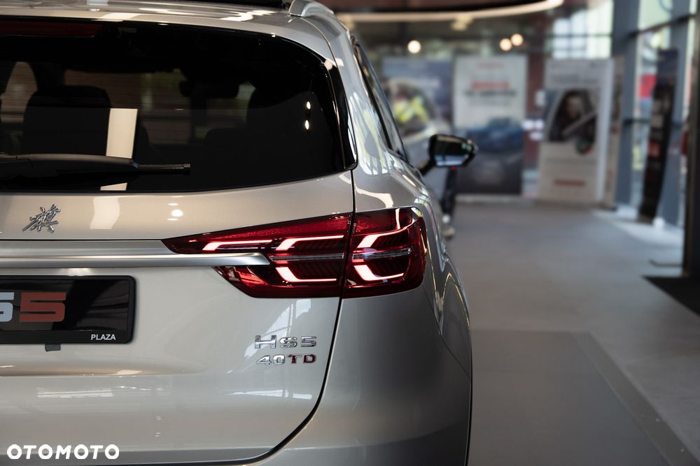 Hongqi HS5 - 8