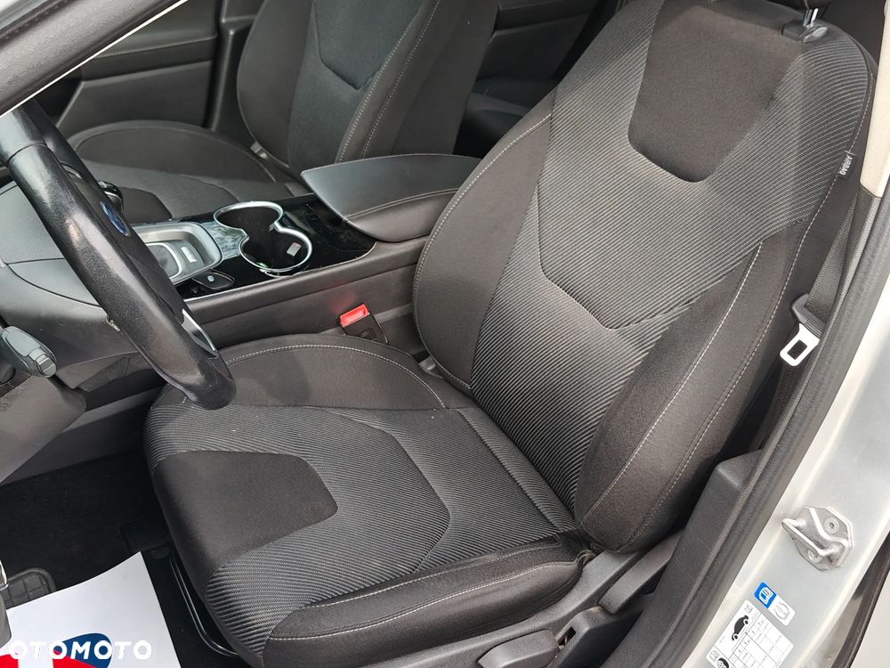 Ford Mondeo 2.0 TDCi Titanium - 24