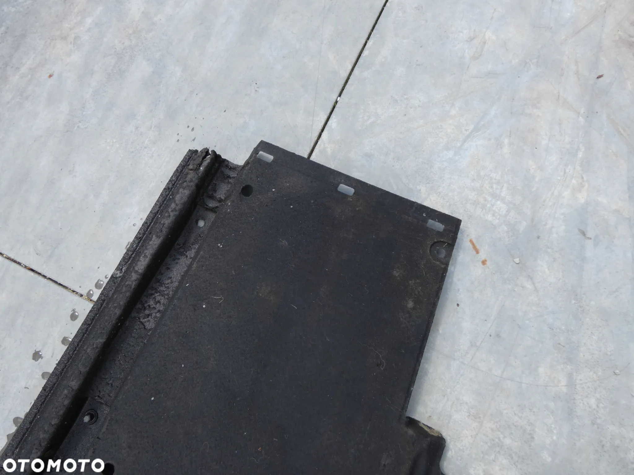 AUDI A4 B8 LIFT OSŁONA PODWOZIA PŁYTA PODŁOGI PRAWA DOLNA 8K0825208H D70 - 4