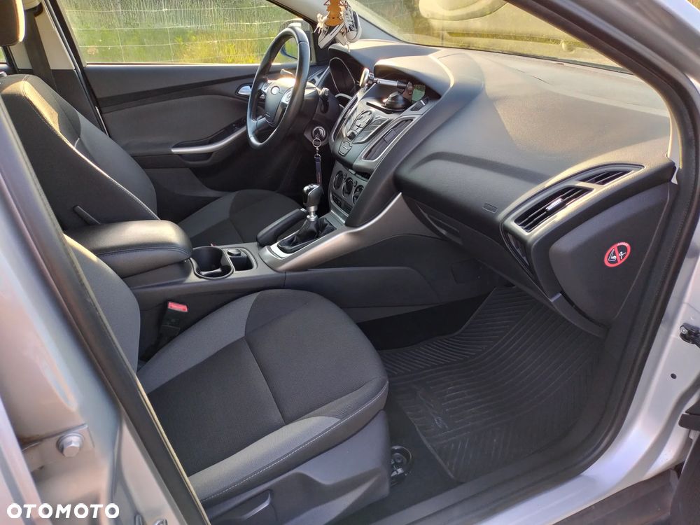 Ford Focus 1.6 TDCi Ambiente - 23