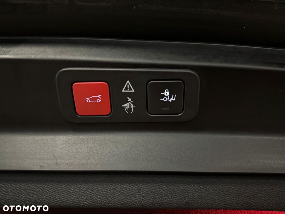 Peugeot 5008 2.0 BlueHDI GT S&S EAT8 - 17