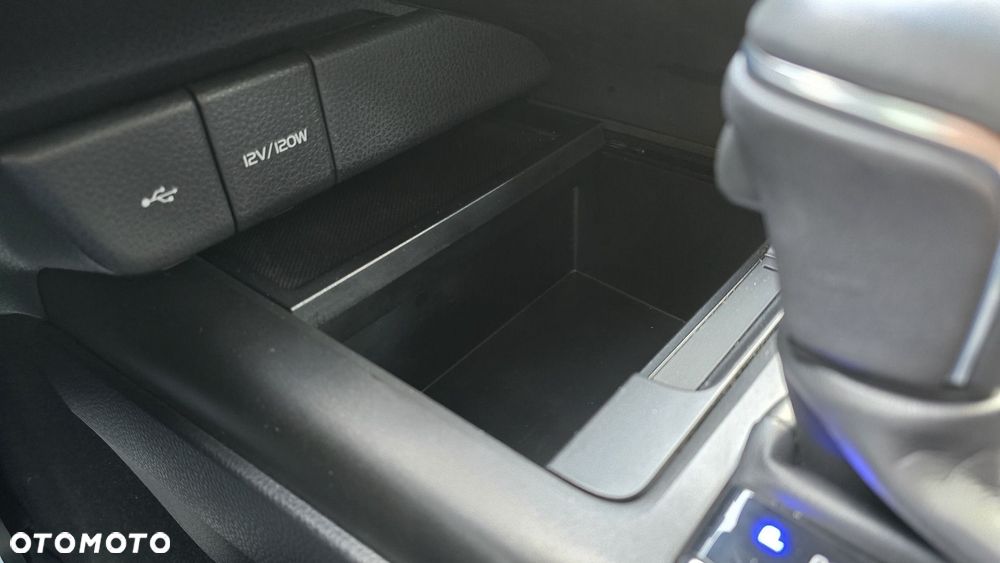 Toyota Camry 2.5 Hybrid Prestige CVT - 19