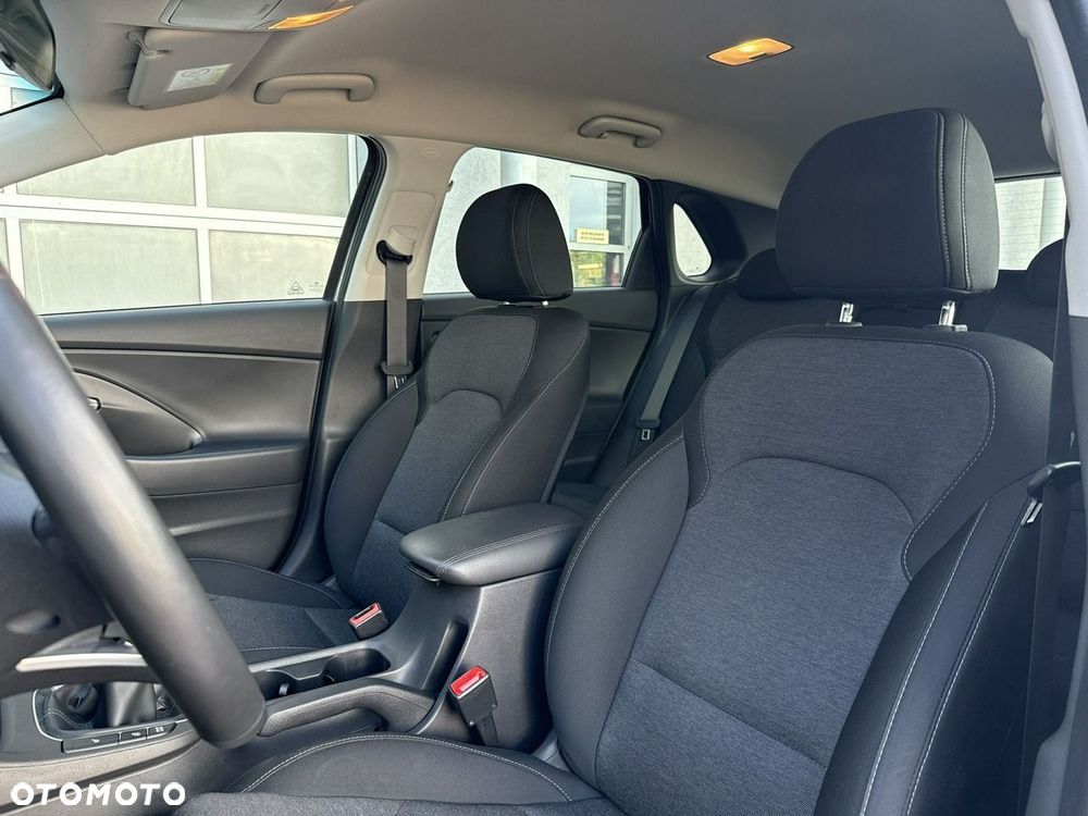 Hyundai i30 - 24