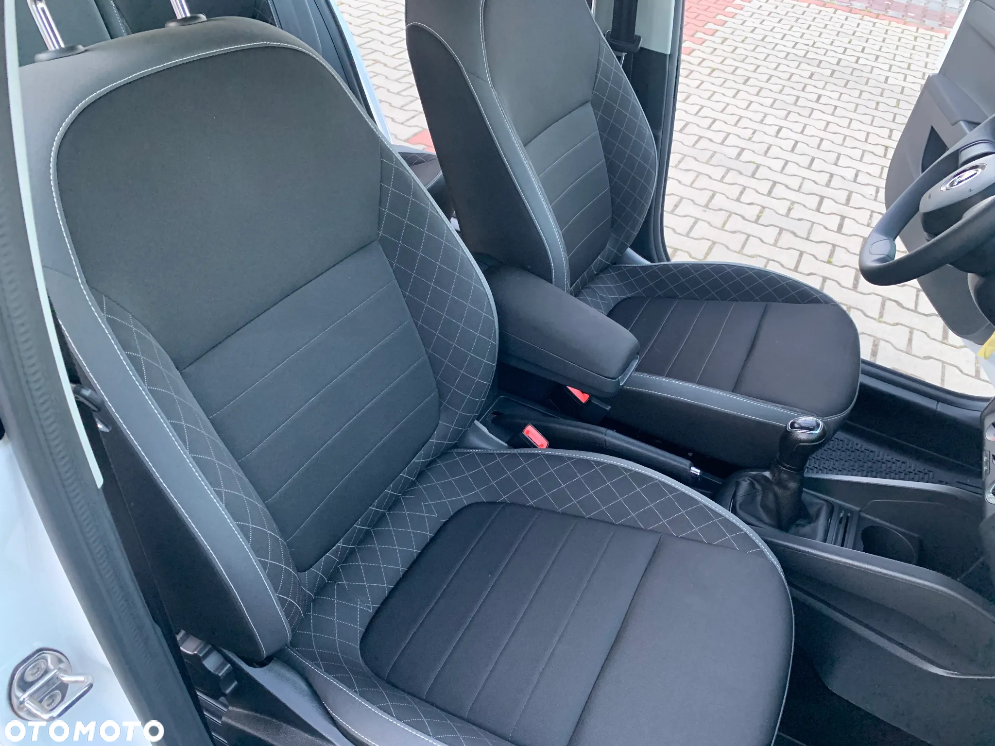 Skoda Fabia 1.0 TSI Ambition - 16