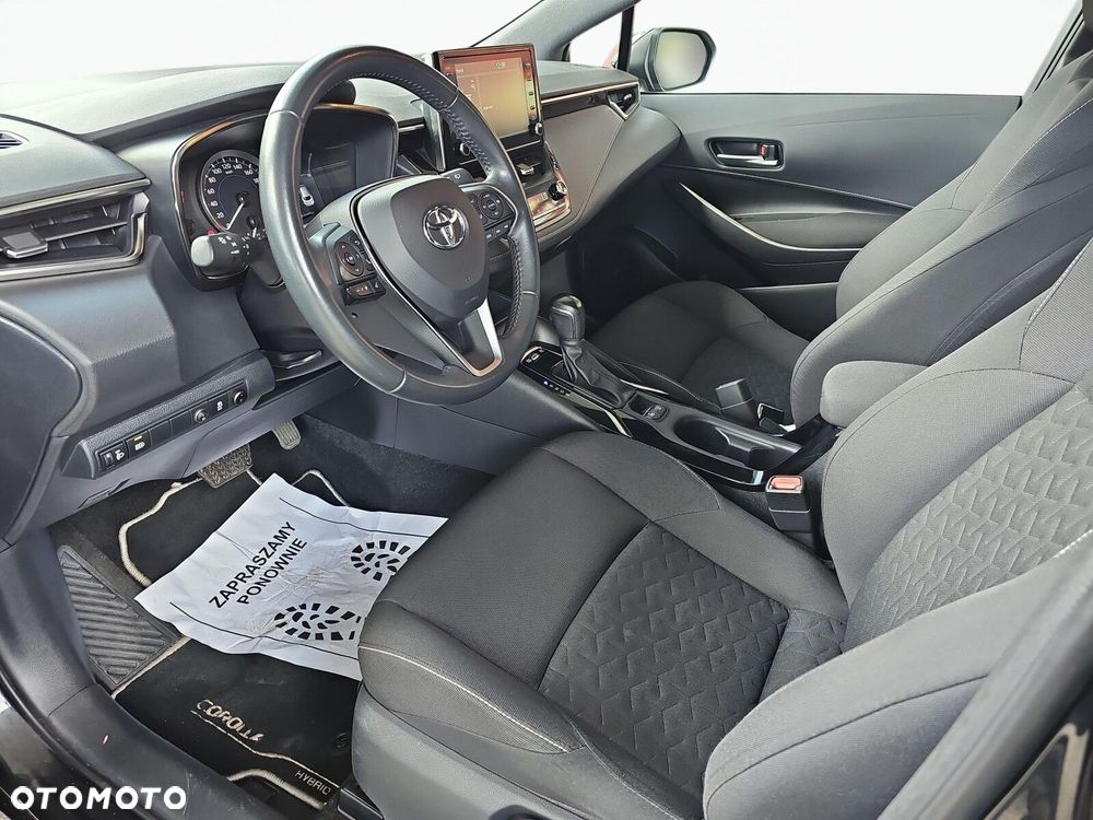 Toyota Corolla - 12