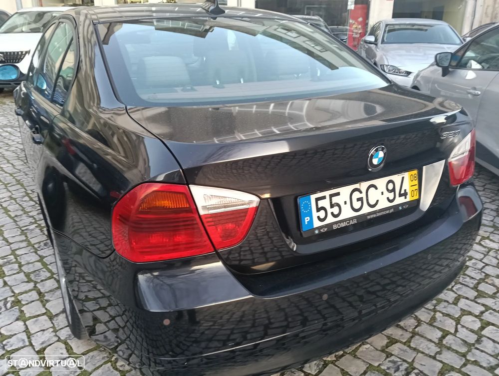 BMW 320 d Sport - 31