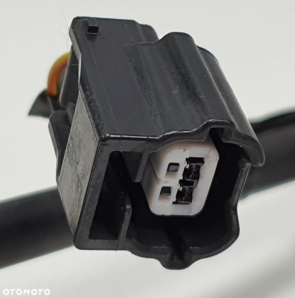 PRZEWÓD SPRYSKIWACZY MASKI DISCOVERY SPORT L550 - 3